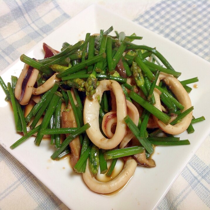 花ニラとイカのニンニク醤油炒め レシピ 作り方 By Simakis 楽天レシピ 花ニラとイカのニンニク醤油炒め レシピ 作り方 By Simakis 楽天レシピ